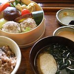 じねんや - 有機野菜のせいろ蒸しセット