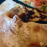 マリノ - ランチ中、食べ放題のピザの一部