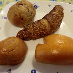 テイクアウトで購入したパン