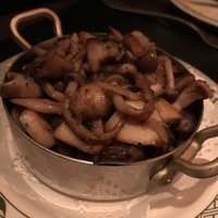 ロウリーズ・ザ・プライムリブ 恵比寿ガーデンプレイス店 - 