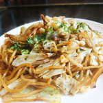Okonomiyaki Jimbee - 焼きそばアップ