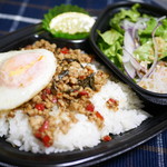 ほっともっと - 料理写真:ガパオライス￥５９０