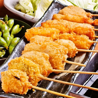 All of our proud kushikatsu are “handmade in restaurant” [from 140 yen]