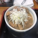 串焼通 - もつ煮込み