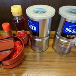 ちゃんぽん 一鶴 - 卓上の調味料