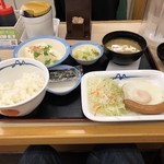 Matsuya - ソーセージエッグ定食＋生卵