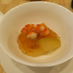 蕎麦懐石 義 - 30年7月　トマト豆腐、車海老、冬瓜　出汁ジュレ掛け