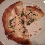 プレッツァ - パイ生地のピザ
