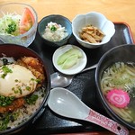 Kayosan - 和風トンカツ丼とミニうどん　750円