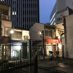 BAR ST - H30.7　1階窓からの小路風景