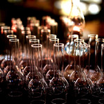 北一ホール - 出番を待つ硝子の筒。