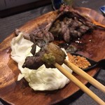 キッチン はる - 鶏の炭火もも焼き