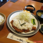 チャールスとん - (2018年)しぐれロースカツ定食　1480(税込)