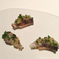 カンテサンス - サブレ、皮目を炙ったかます
