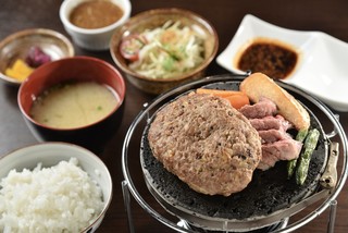 Suteki Wain Hausu Wagyuu Kou - ランチ　ハンバーグ＆ステーキセット