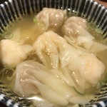 中華soba いそべ - ワンタンスープ