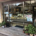 ローザンヌ - 店舗入口