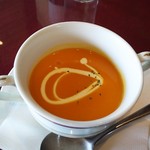 レストランロア - 人参のスープ