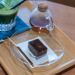 和三盆 恵菓 - 沙糖羊羹（さたうやうかん）