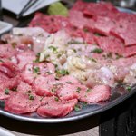 肉と日本酒 - 2018/5/6  肉盛り合わせ タン食べ比べ