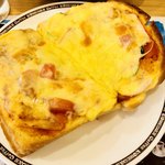 コメダ珈琲店 - 卵たっぷりピザ