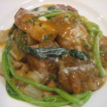 ビストロ バキュース - ランチメイン鶏の軽い煮込み黒米のバターライス添え