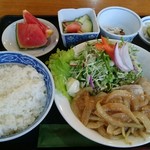 Shokukouboubunkichi - 豚リブロース生姜焼き定食 950円