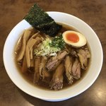 中華そば 東京屋 - ★★★★☆ 親鶏の肉そば、850円。