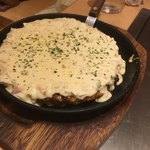 h Okonomiyaki Teppan Yaki Tsurujirou - ぷりぷり海老お好み焼き、タルタルソース(^ ^)