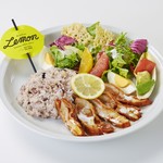 Brooklyn Lemonタンドリーチキンプレート