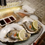 すし・魚処 のへそ  - 赤崎の生かき・＠５００円