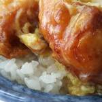 義実食堂 - 唐揚げ丼アップ