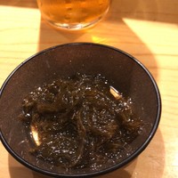 SUSHI TOKYO TEN、 新宿ニュウマン店 - もずく（かなり美味しい）