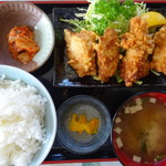 竹の子 - 唐揚げ定食￥880骨なし唐揚げです。