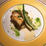 マコガレイのポワレ 島らっきょうのピューレ