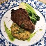 鹿児島県産黒毛和牛の炭火焼 タルタル仕立て