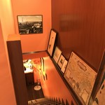 ル・ジャルダン・デ・サヴール - 入口から階段です。