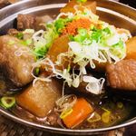 錦江湾 - 牛すじ煮込み。