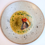 ラトラスフィス - ランチコース 7371円 の黒鯛のポワレ 磯の香りと野菜の旨味