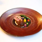 ラトラスフィス - ランチコース 7371円 の鴨胸肉のロースト 鴨のエキスとジュドフォアグラ