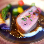 ラトラスフィス - ランチコース 7371円 の鴨胸肉のロースト 鴨のエキスとジュドフォアグラ