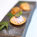 ラトラスフィス - ランチコース 7371円 の小菓子