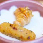 ラトラスフィス - ランチコース 7371円 のケークサレ、クロワッサン