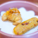 ラトラスフィス - ランチコース 7371円 のケークサレ、クロワッサン