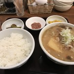 吉田とん汁店 - 