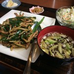 中華料理 香香 - 料理写真:青椒肉絲定食  700円