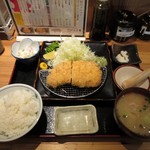 とんかつ いわい - [特選]ロースかつ定食(120g)