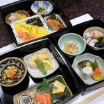 たくみ・潺々庵 - お重ね弁当02