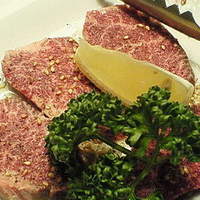 松阪牛炭火焼肉 東海亭 - サガリ…だったかな？1頭から300gしかとれない。