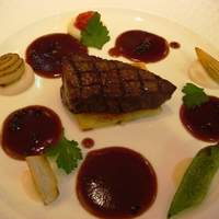 フランス料理　レ・セレブリテ ホテル日航大阪 - 牛フィレ肉とポテトのグラタン　トリュフソース